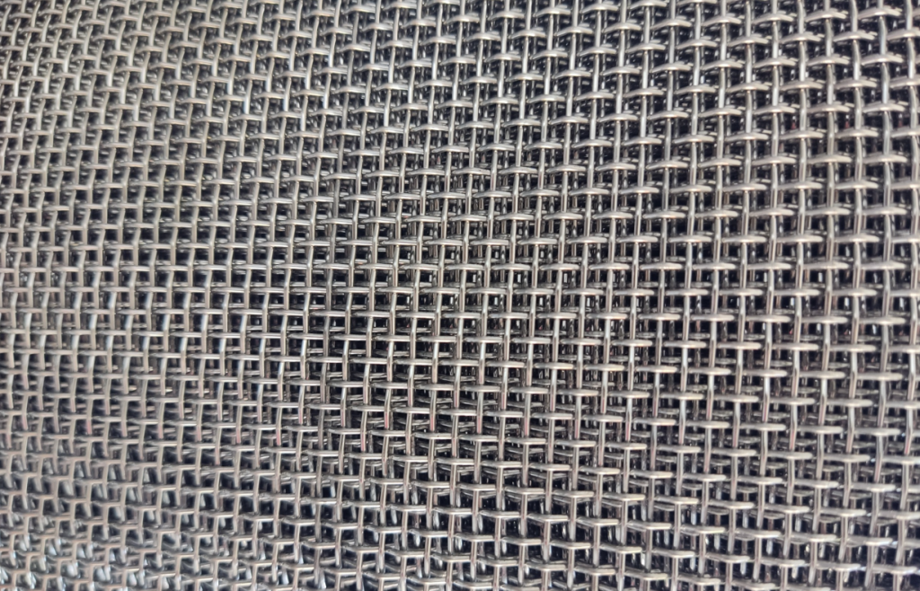 LƯỚI INOX ĐAN Ô 3MM